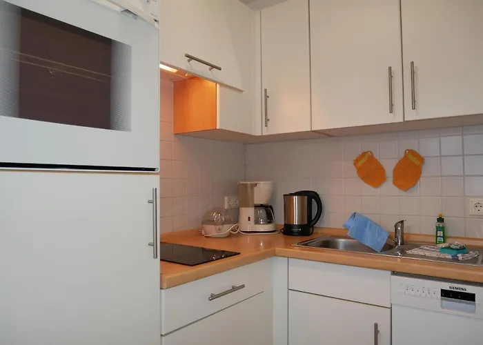 Bernstein-fewos Ca 15 Gehminuten Zum Ostseestrand شقة *